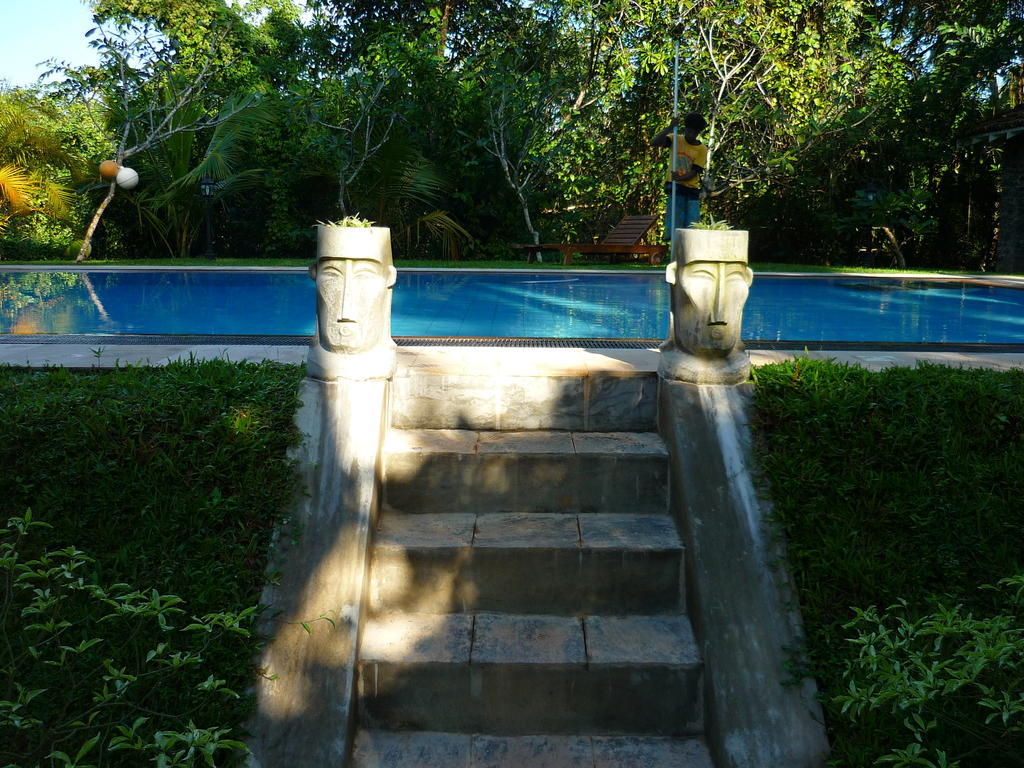 Shangri-Lanka Villa Bentota Exterior foto